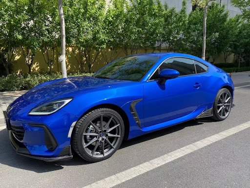 Upgrading Your Audi A4: The Aesthetic and Functional Advantages of Rear Spoilers