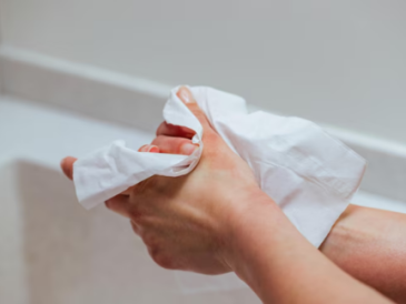 Mosquito Repellent Wipes: Outdoor Protection Made Easy