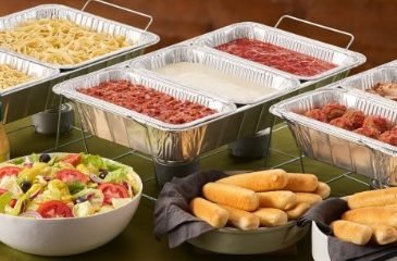 Planning Graduation Catering? Choose Italian Food in Windsor, Ontario