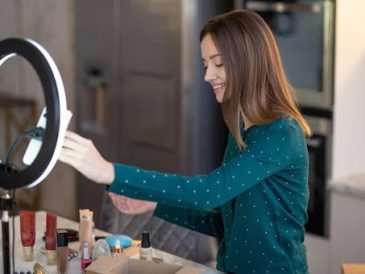 Makeup Product Photography: Step-by-Step Guide for Beginners
