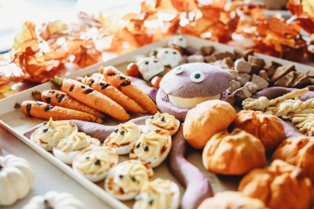 How To Handle Dietary Restrictions In Your Halloween Party Catering
