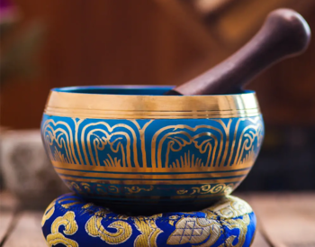 Guide to Selecting Authentic Handmade Singing Bowls in Bulk